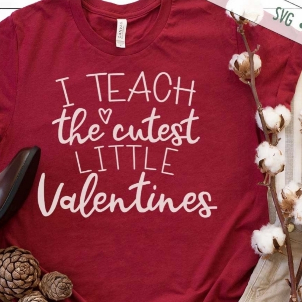 A Teachers ❤️ tshirt